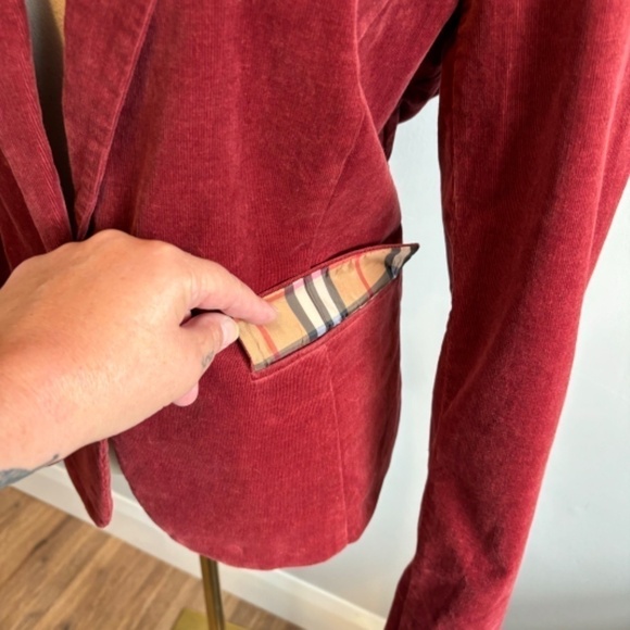 Cleo Women's Burgundy Corduroy Single Breasted Blazer, Plaid Lining SZ Small - Picture 7 of 10